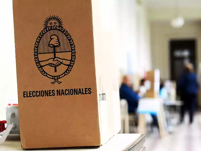 Rige en todo el país la veda electoral