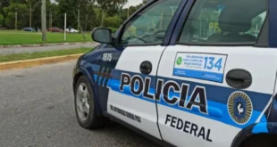 Móvil policía federal argentian
