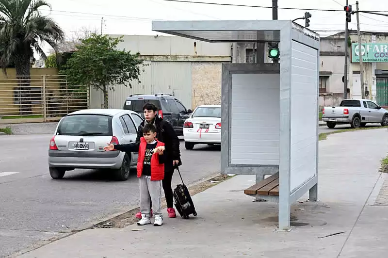 Instalarán nuevos refugios en paradas de colectivos | El diario